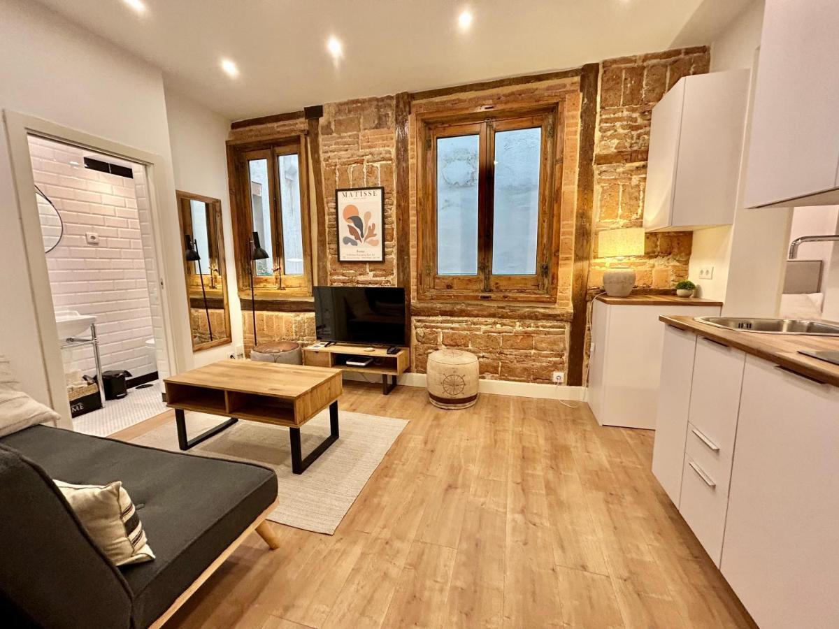 Reina Sofia Museum House Apartment Madrid
